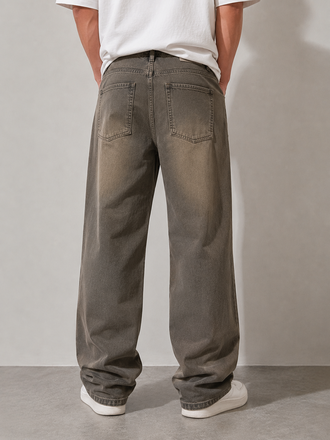 Men’s Vintage Washed Brown Straight-Fit Denim Jeans